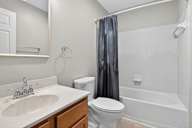 Building Photo - 7047 Water Oak Rd