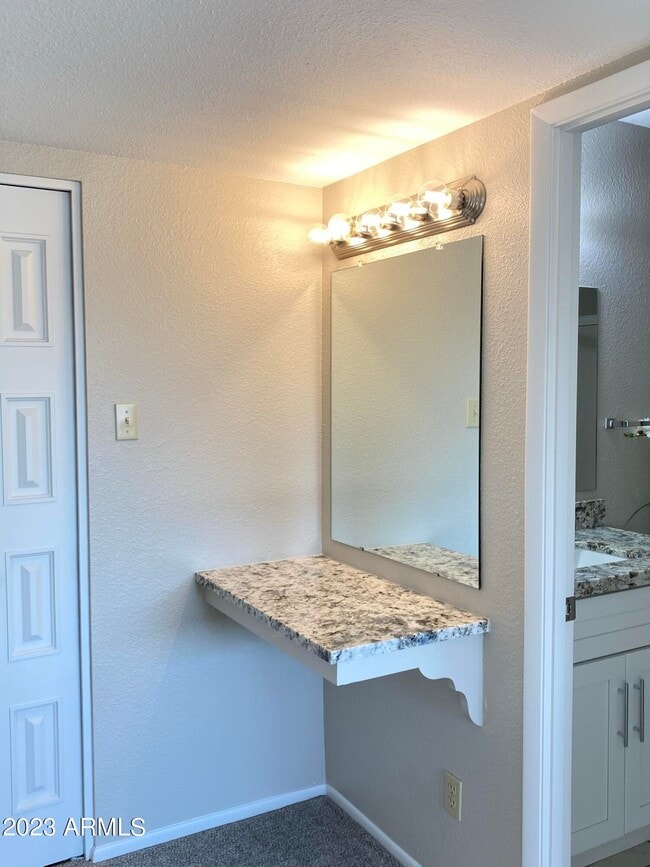 Building Photo - 3633 W Calavar Rd