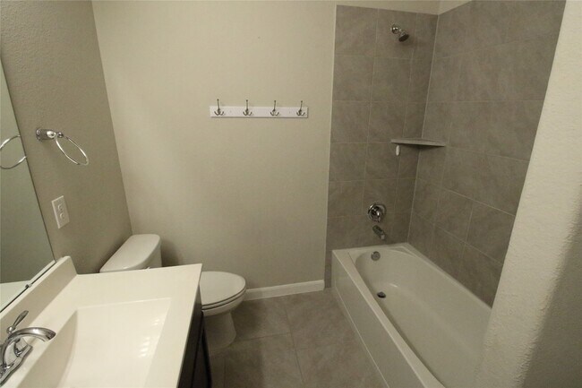 Building Photo - 4007 Prairie Landing Ln