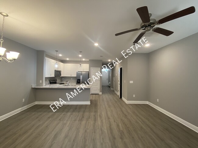 Building Photo - 957 Skylark Rd