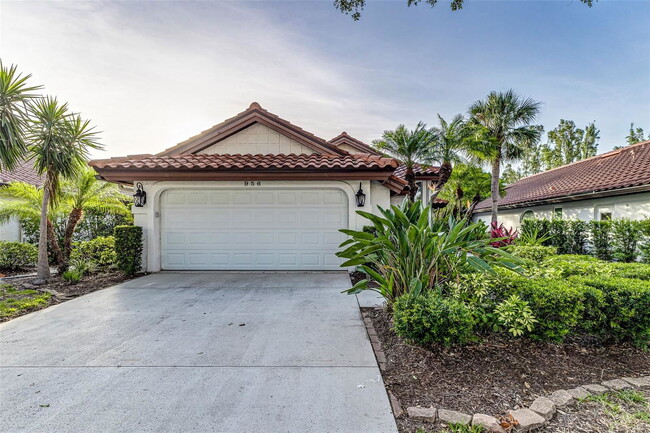 Primary Photo - 956 Harbor Town Dr