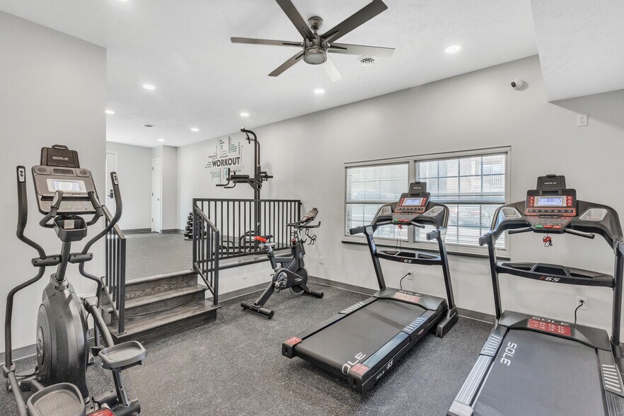 Northview Heights Apartments 2324 E 43rd St Erie PA 16510 Apartment