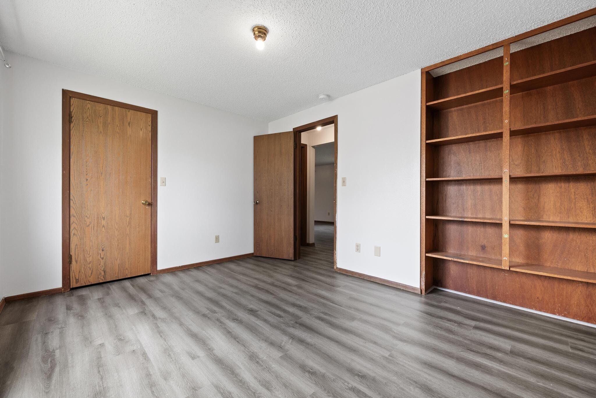 Building Photo - 740 Westwinds Dr