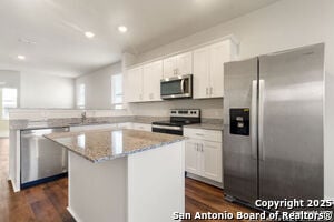 Building Photo - 10243 Band Wagon