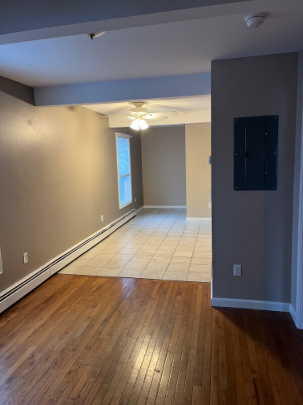 Building Photo - 90 Cushing St