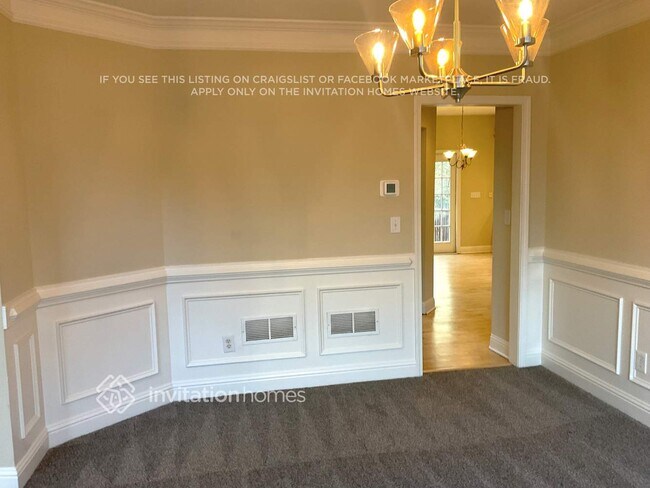 Building Photo - 913 Daylight Cir