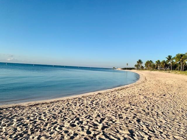 Building Photo - 309 Calz. de Bougainvillea