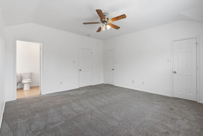 Building Photo - 5010 Kale Ct