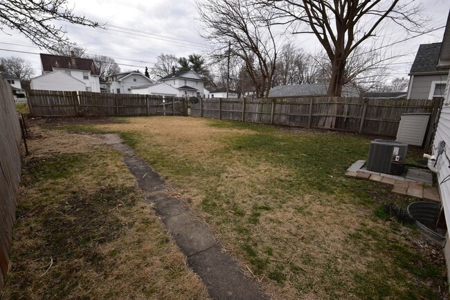 Building Photo - Remodeled home in South Bend IN, 2 bedroom 1 bath