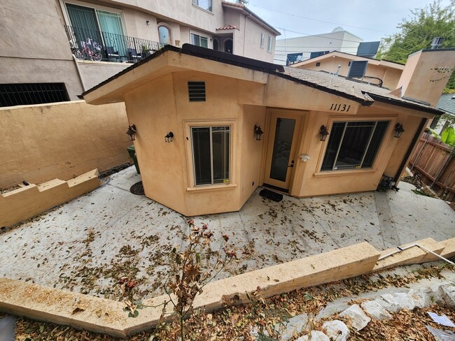 Building Photo - 11131 Sunshine Ter