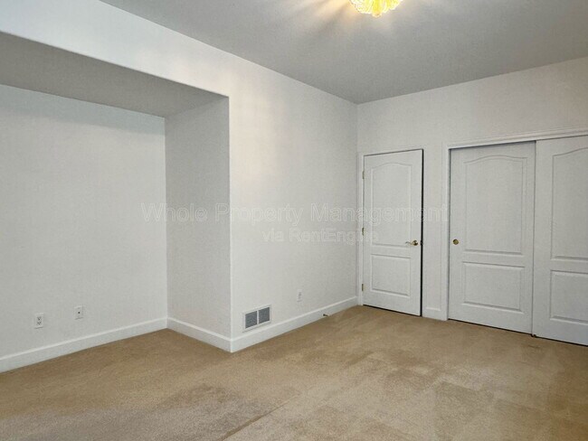 Building Photo - 14973 W 32nd Dr