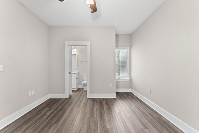 Building Photo - 118 N Sand Palm Rd
