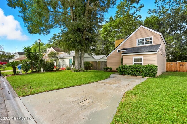 Building Photo - 8542 Goldeneye Ln