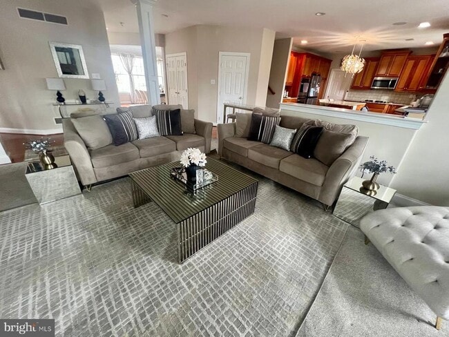 Building Photo - 101 Richards Way