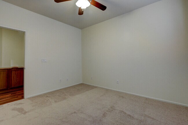 Building Photo - 8113 Slate Falls St