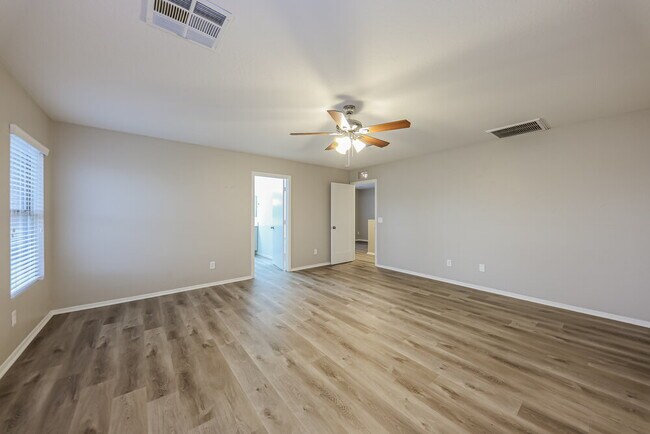 Building Photo - 11811 W Foothill Dr