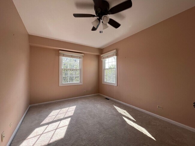 Building Photo - 4891 Turnberry Dr