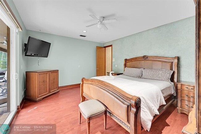 Building Photo - 4200 Coral Hills Dr