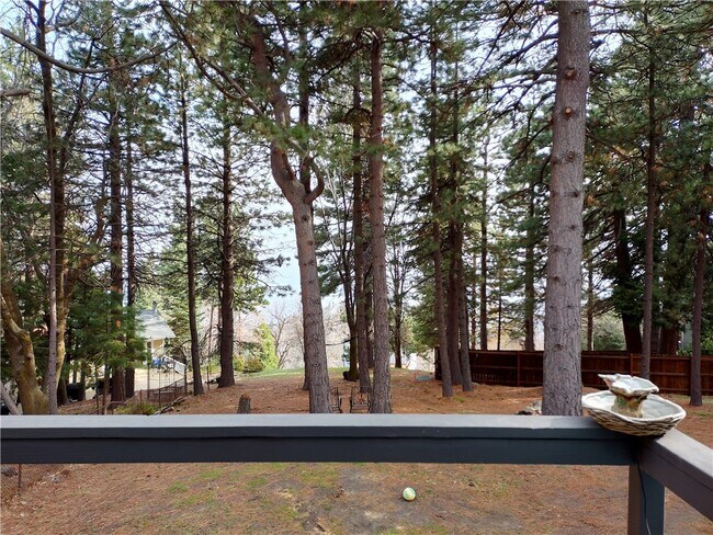 Building Photo - 31083 All View Dr