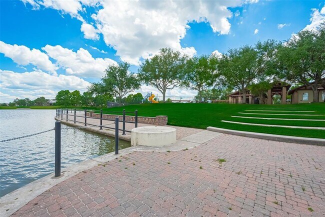 Building Photo - 21122 Lilac Meadows Ln