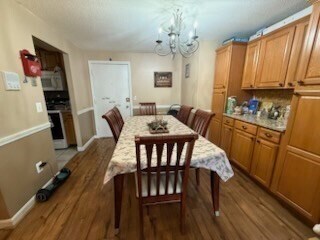 Building Photo - 139 King St