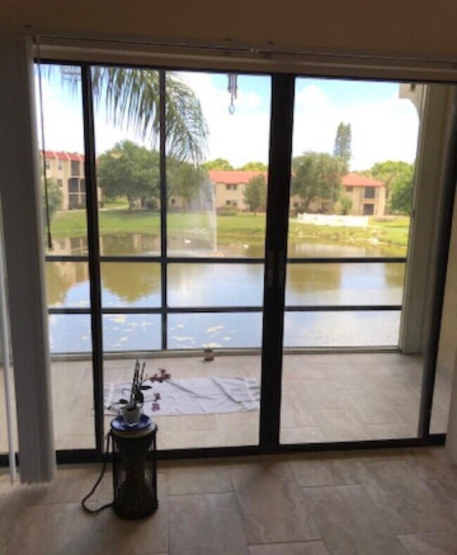 Primary Photo - 2050 Oleander Blvd