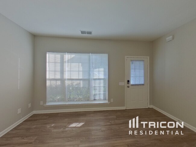 Building Photo - 2416 Deberry Ct