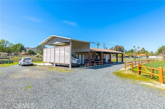 Building Photo - 43991 John Warner Rd