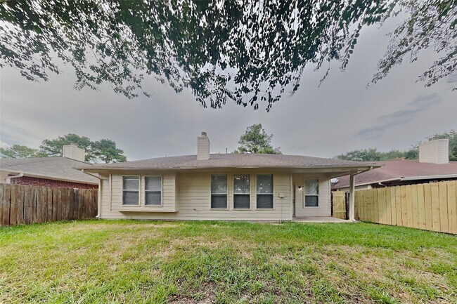Building Photo - 20407 Westfield Estates Dr