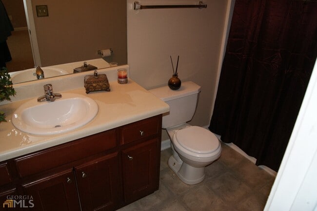 Building Photo - 848 Commerce Blvd