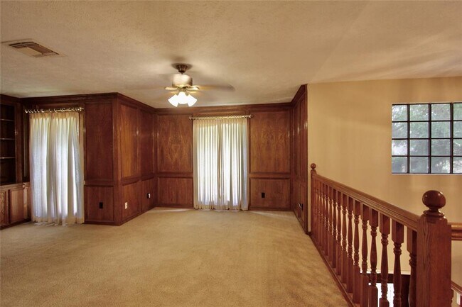 Building Photo - 2422 Stephens Grant Dr