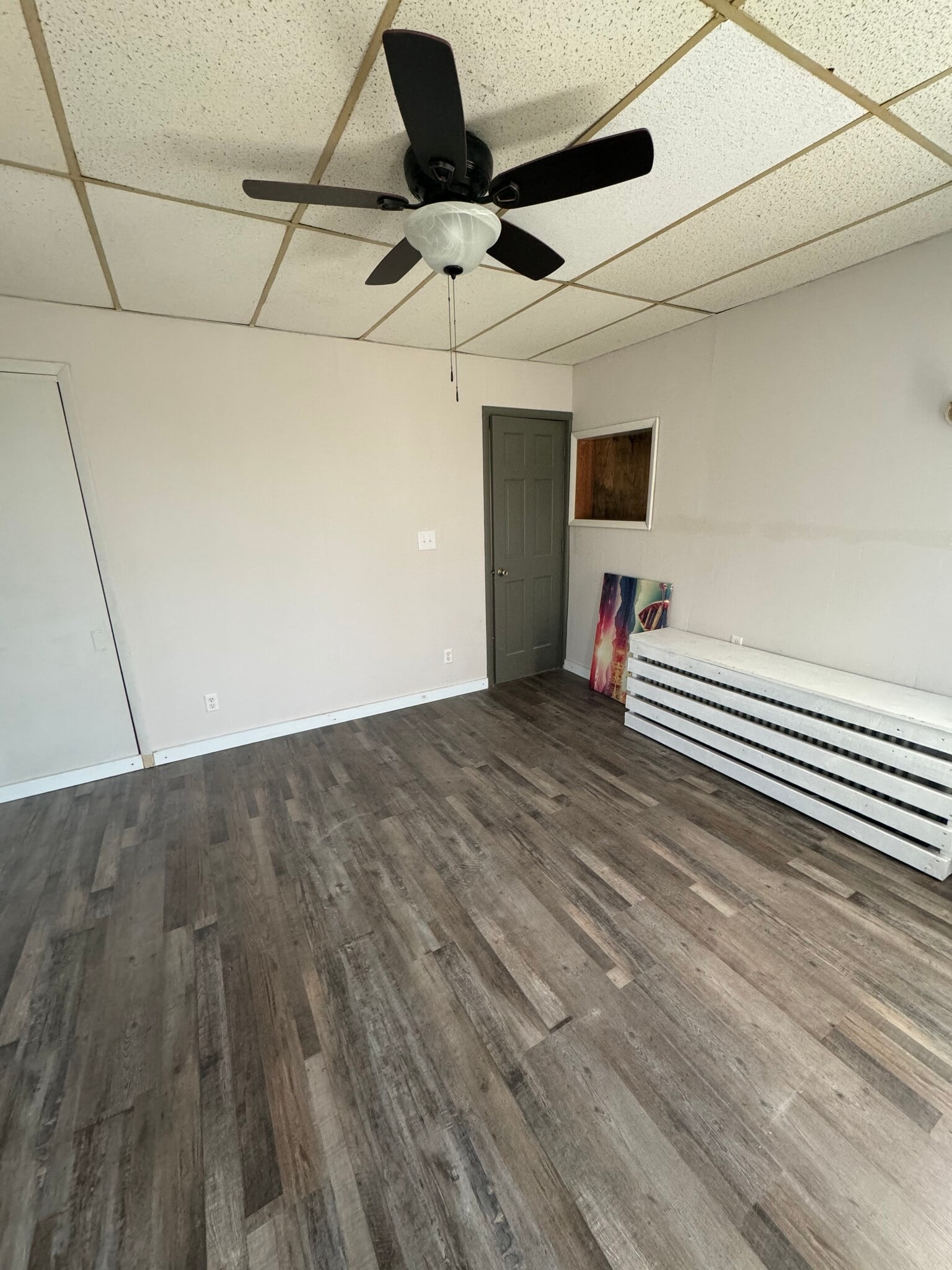 Bedroom - 500 N George St
