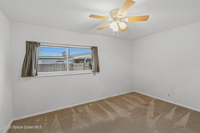 Building Photo - 141 E Exeter St