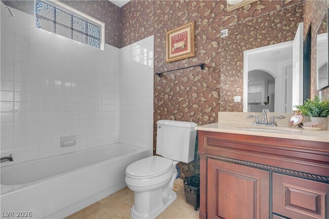 Building Photo - 2050 W Warm Springs Rd