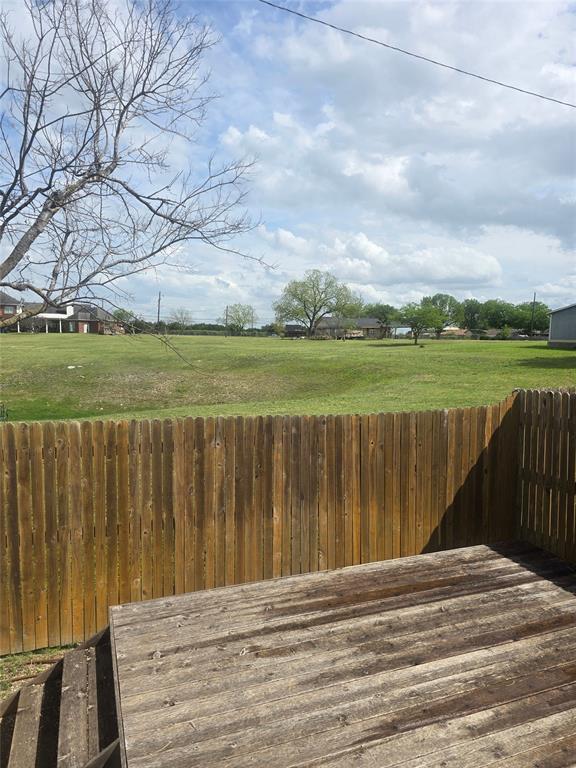 Building Photo - 7517 Smallwood Dr