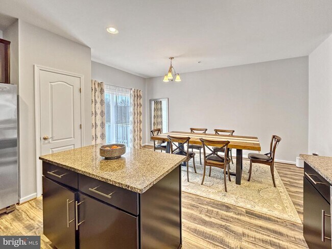 Building Photo - 12745 Longford Glen Dr