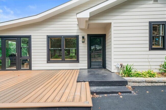 Building Photo - 6340 Reives Rd
