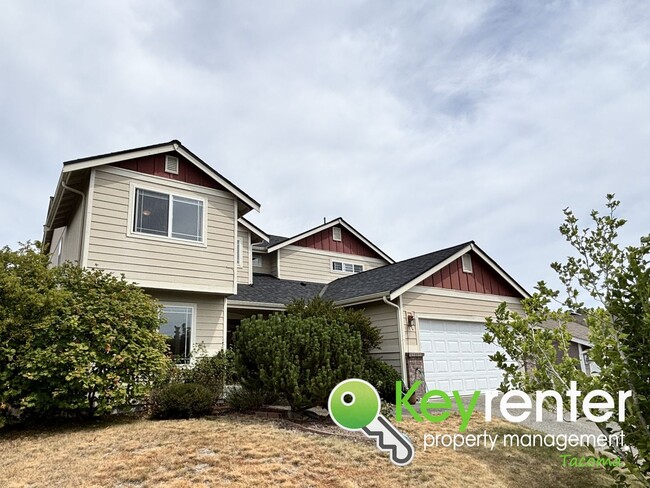 Building Photo - Newly Updated 5-Bedroom Home in Quiet Span...