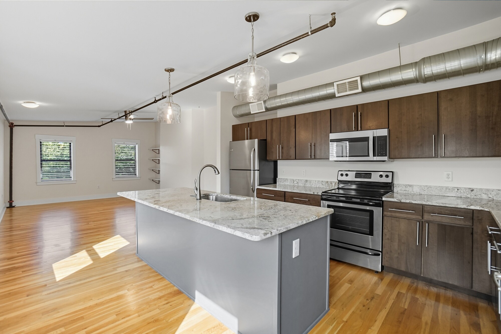 Building Photo - 1412 Republic St