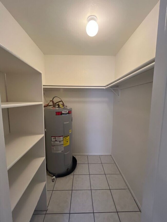 Building Photo - Welcome Home to El Diablo Apartments – 1 B...