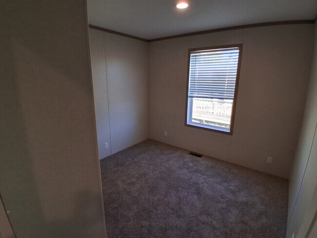 Building Photo - 5895 Georgia