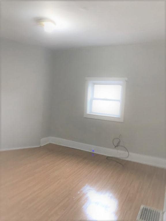 Building Photo - Marwood Avenue 537