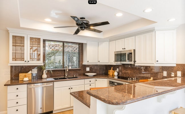 Building Photo - 15 Via Di Roma Walk