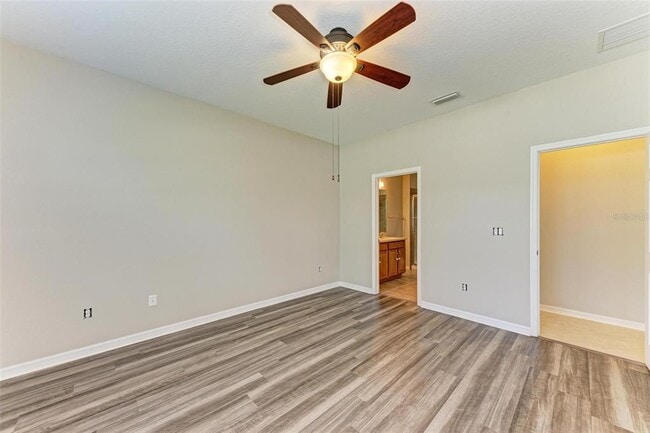 Building Photo - 7807 110th Ave E