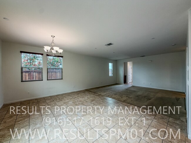Building Photo - 2165 Camino Real Way