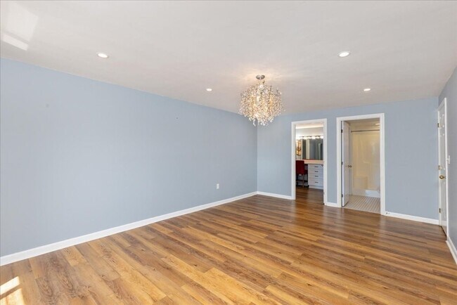 Building Photo - 100 Ledgewood Dr