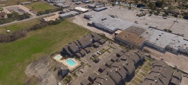 Building Photo - 11855 Dashwood Dr