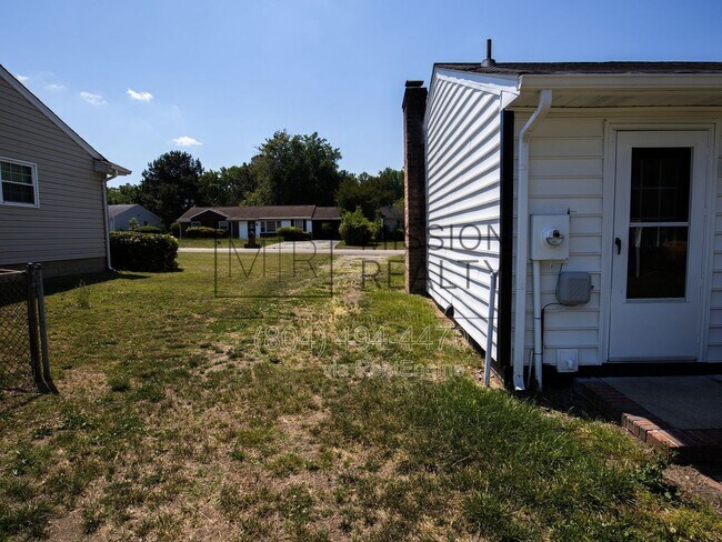 Building Photo - 1649 Delmar Ave