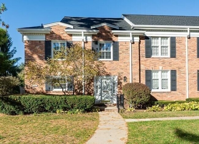 Building Photo - 1760 Trailwood Path