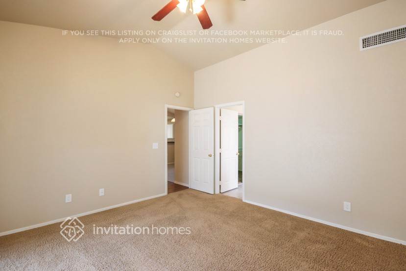 Building Photo - 8142 W Mescal St